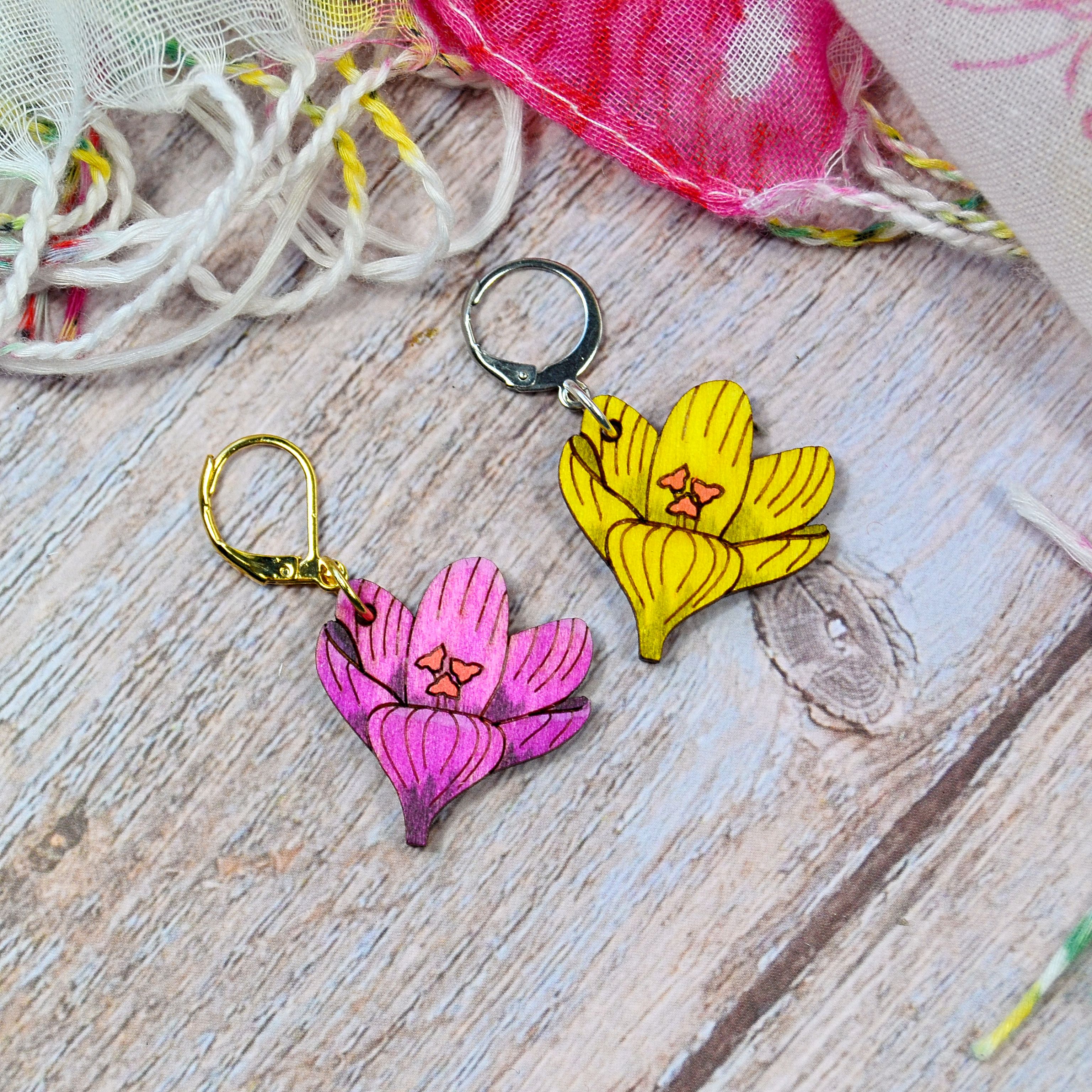 Holzmaschenmarkierer Krokus in zwei Farben