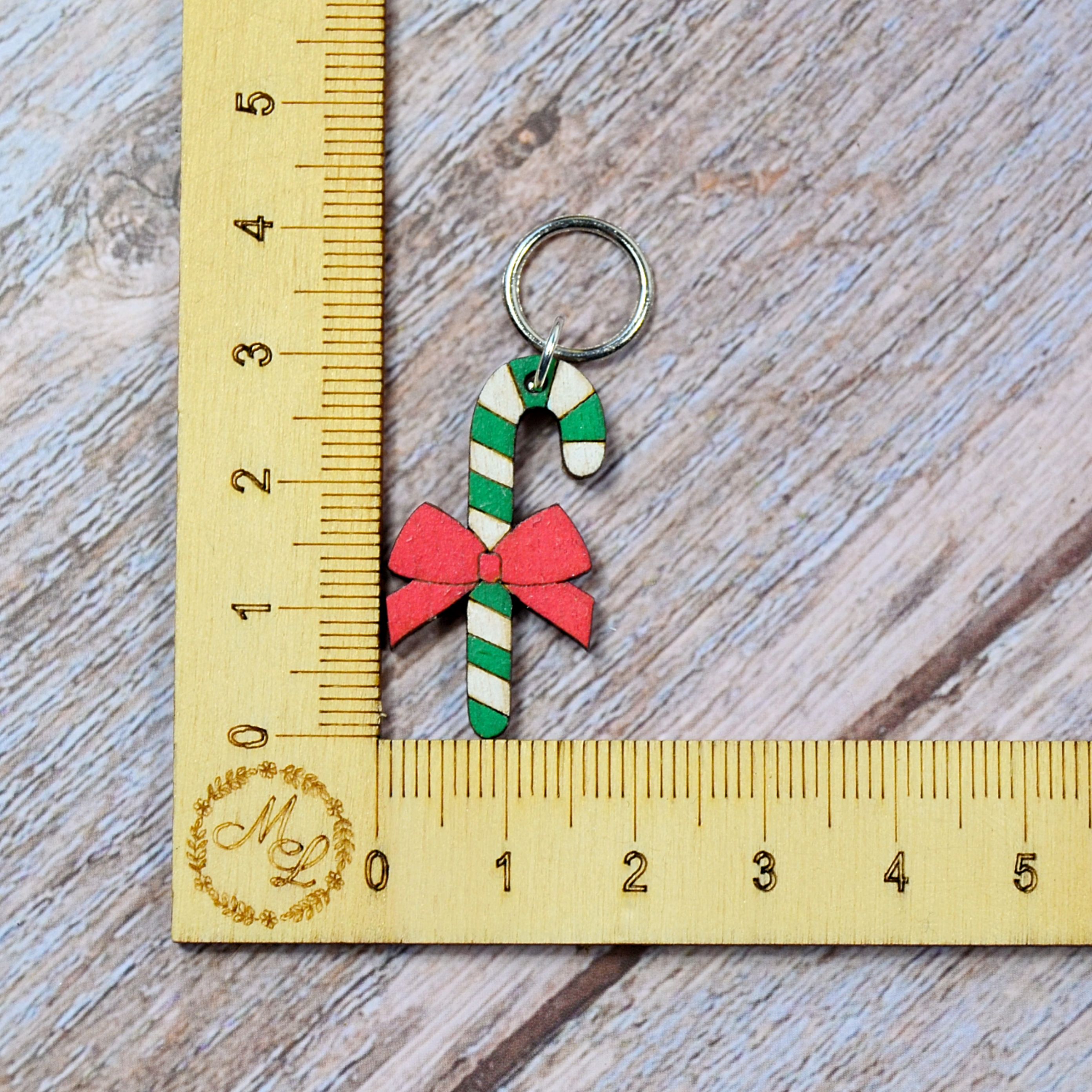 	
Holzmaschenmarkierer Zuckerstange an Lineal