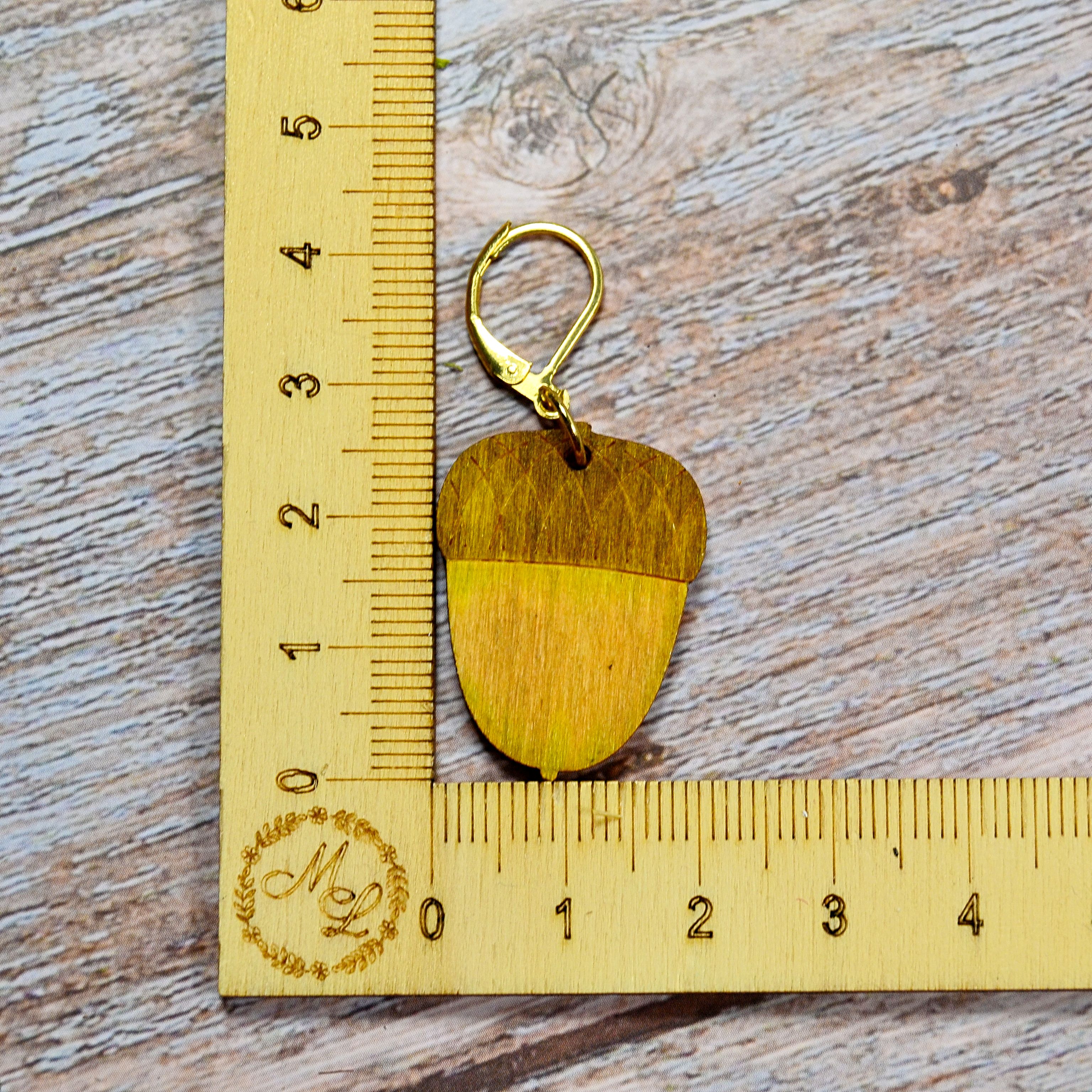 Holzmaschenmarkierer Eichel an Lineal