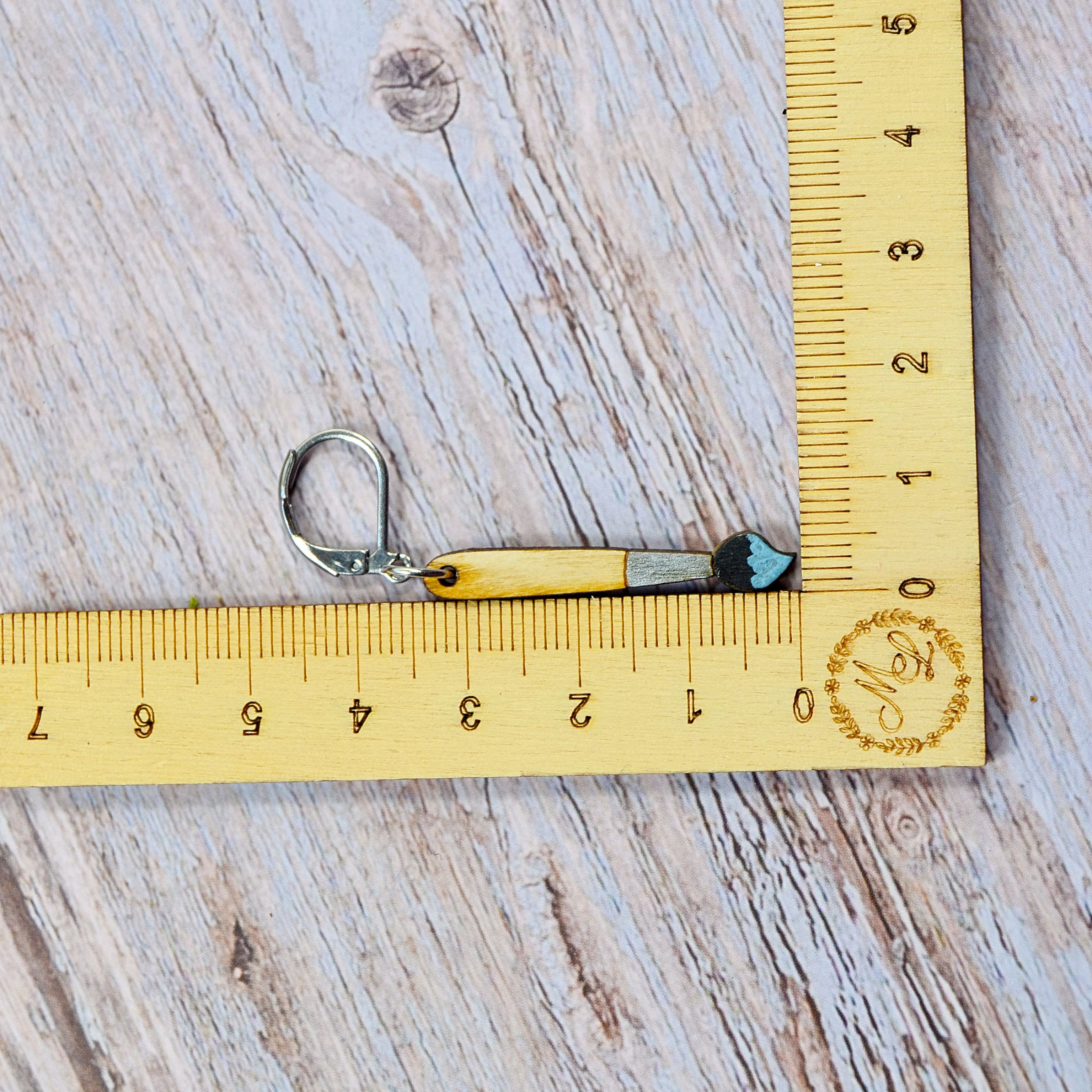 Maschenmarkiererset A Painter's Tools Pinsel an Lineal