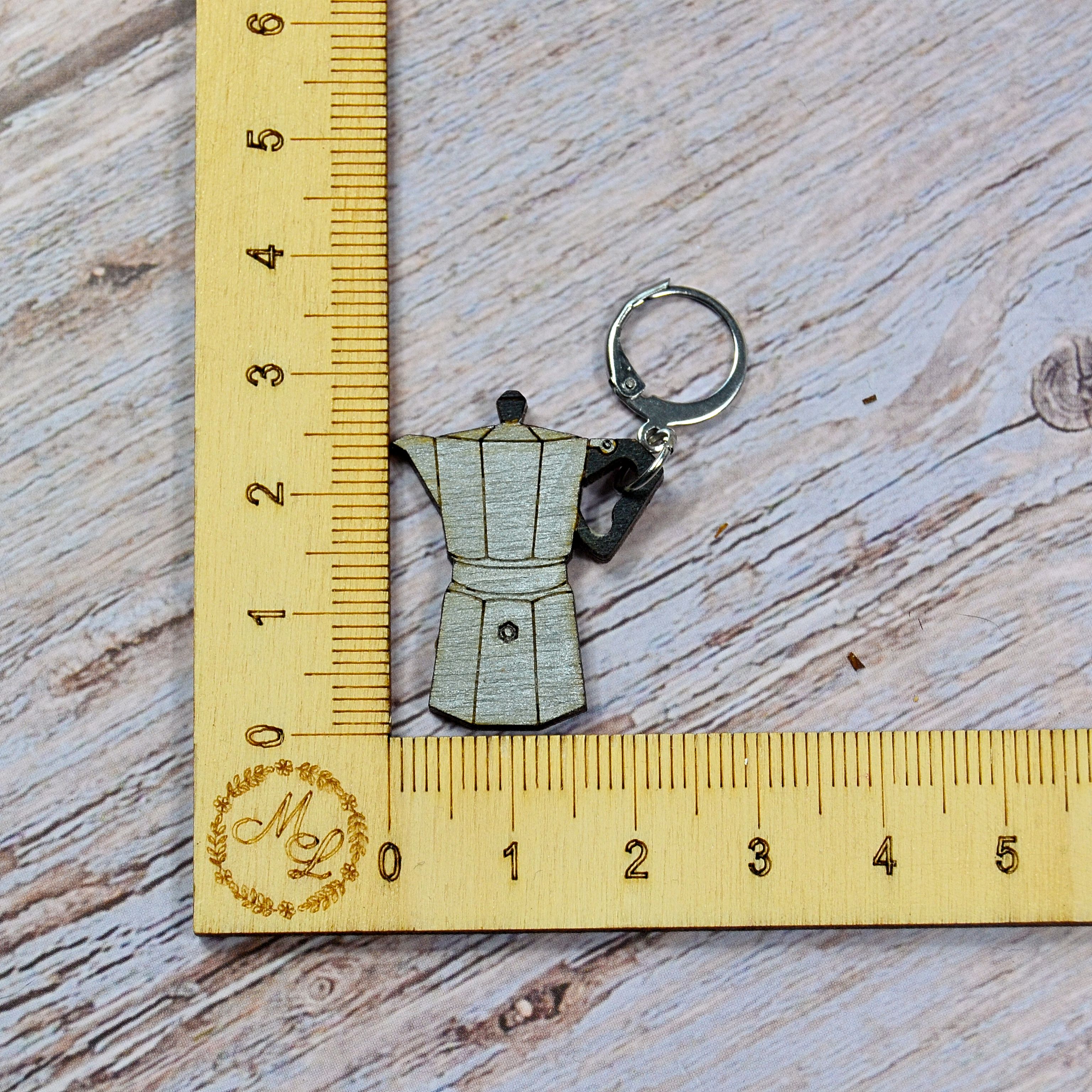 Holzmaschenmarkierer Bialetti an Lineal